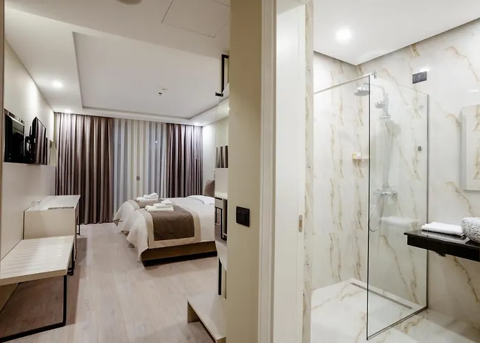 Hotel Royal East Mjull-Bathore