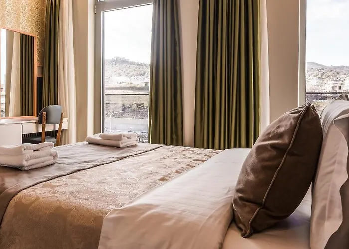 Royal East Szálloda 4*