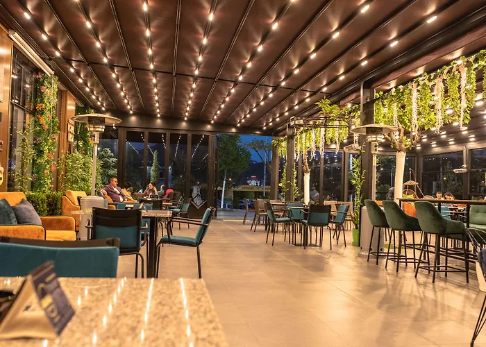 Royal East Szálloda