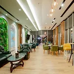 Royal East 4*