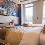 Royal East 4*
