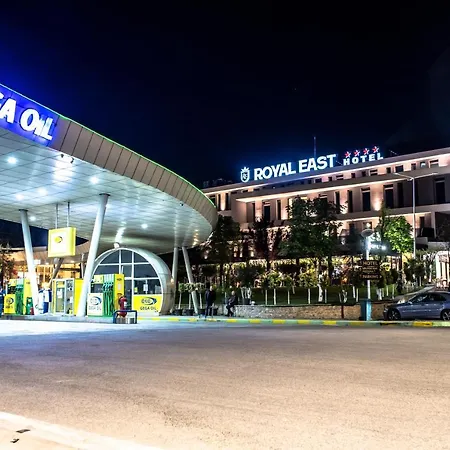호텔 Royal East 4*