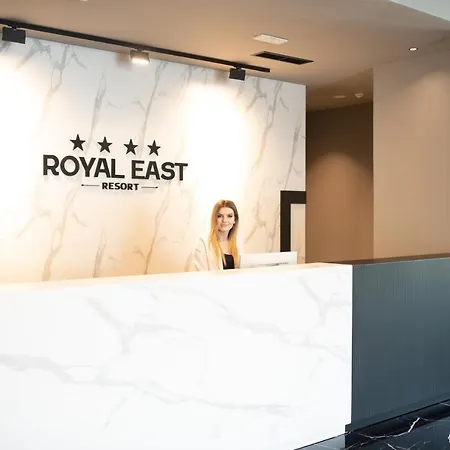 Royal East Mjull-Bethore