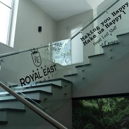 Royal East 4* 티라나