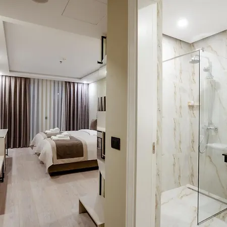 酒店 Royal East Mjull-Bethore