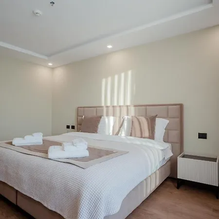 Royal East Hotell Mjull-Bethore