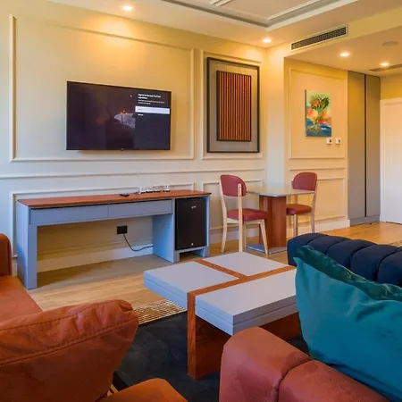 Hotel Royal East Mjull-Bethore