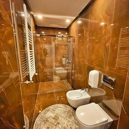 호텔 Royal East 4*