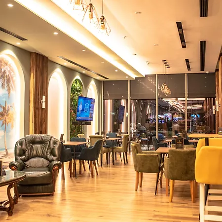 Royal East Mjull-Bethore