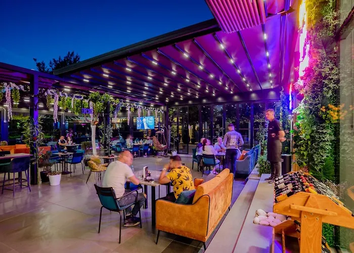 Royal East Hotel Mjull-Bethore