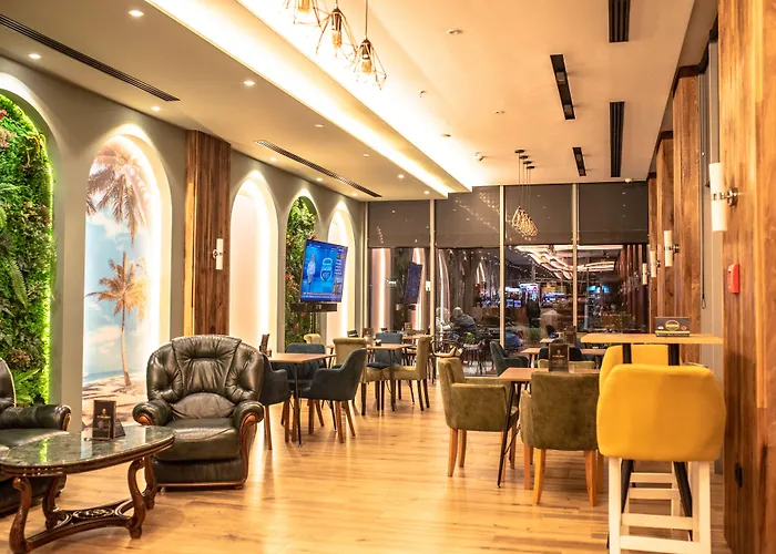 Royal East Mjull-Bethore