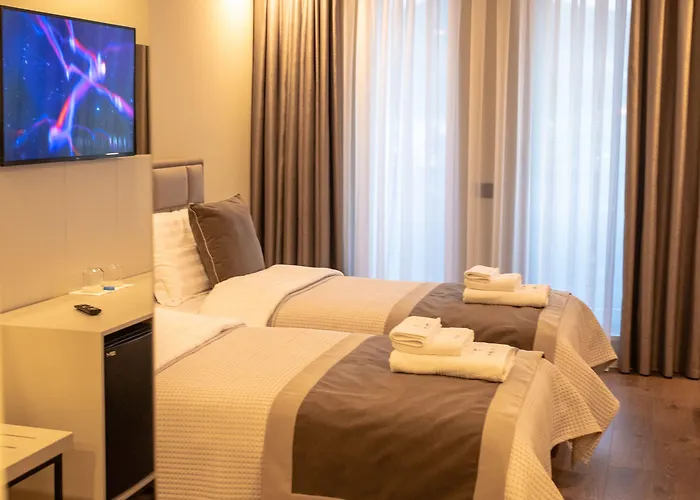 Royal East 4* Mjull-Bethore