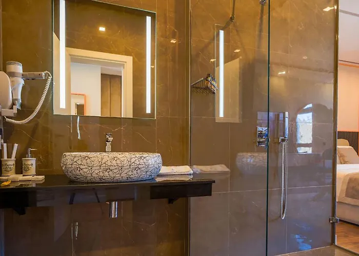 Hotel Royal East Mjull-Bethore